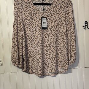 NWT Adrianna Papell Pink and Black Floral Blouse Sz Lg